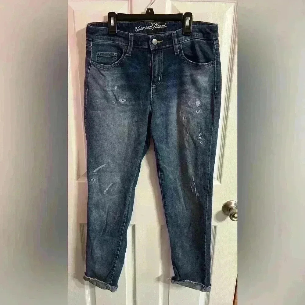 Universal Thread Mid Rise Boyfriend crop jeans